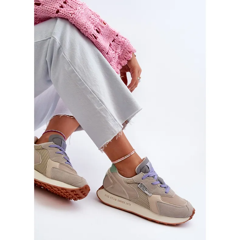 Baskets pour femmes sur le système de mousse à mémoire de forme Big Star Platform NN274681 Beige