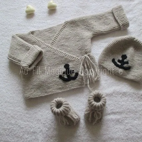 Ensemble bébé cache-coeur, bonnet, chaussons "ancre" tricot fait-main laine 6 mois