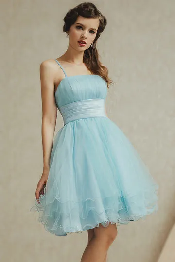 Mini robe mariage cortège bleu pastel effet vaporeux en tulle à brtelle fine