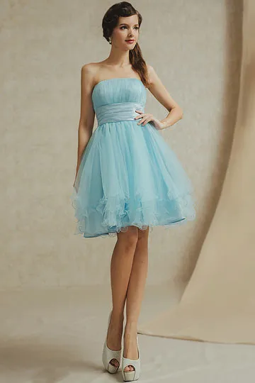 Mini robe mariage cortège bleu pastel effet vaporeux en tulle à brtelle fine