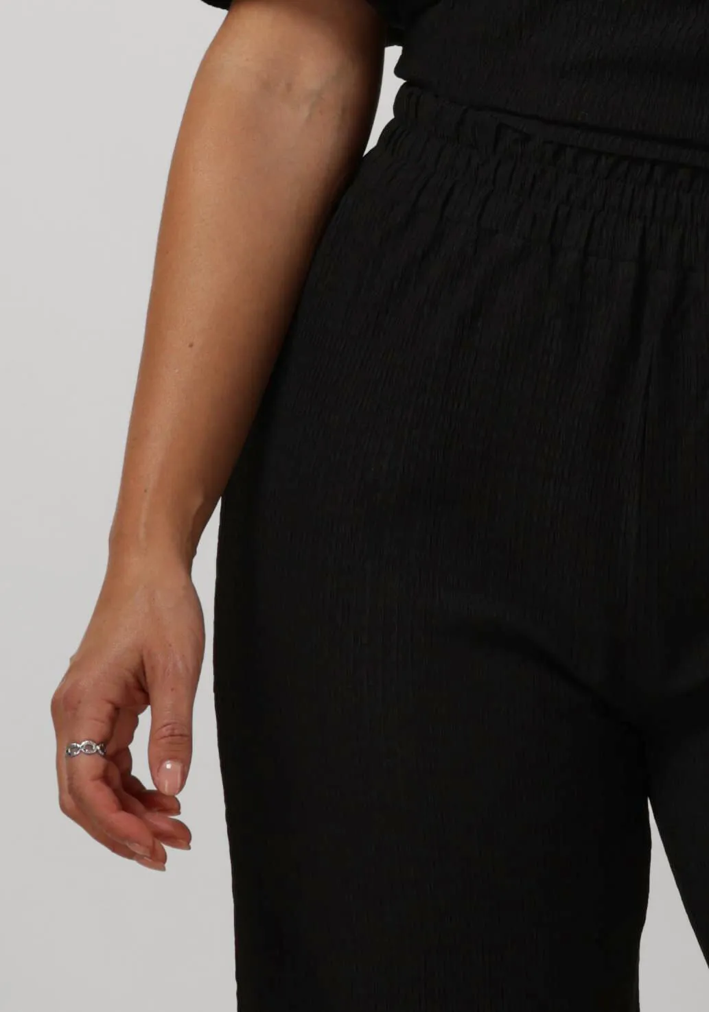 refined department pantalon nova en noir