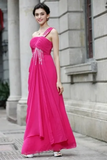 Robe fuchsia pour mariage longue asymétrique bustier plissée & bretelle bijoutée