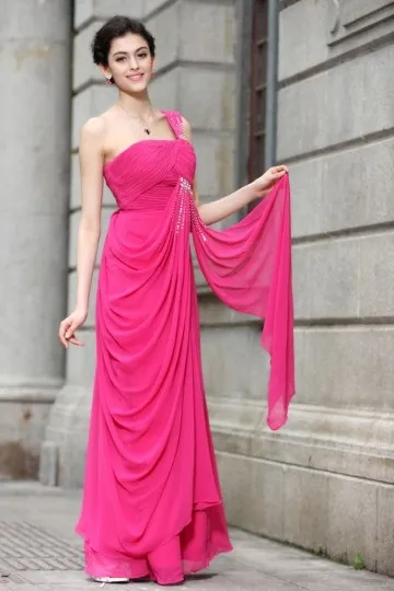 Robe fuchsia pour mariage longue asymétrique bustier plissée & bretelle bijoutée