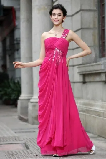 Robe fuchsia pour mariage longue asymétrique bustier plissée & bretelle bijoutée