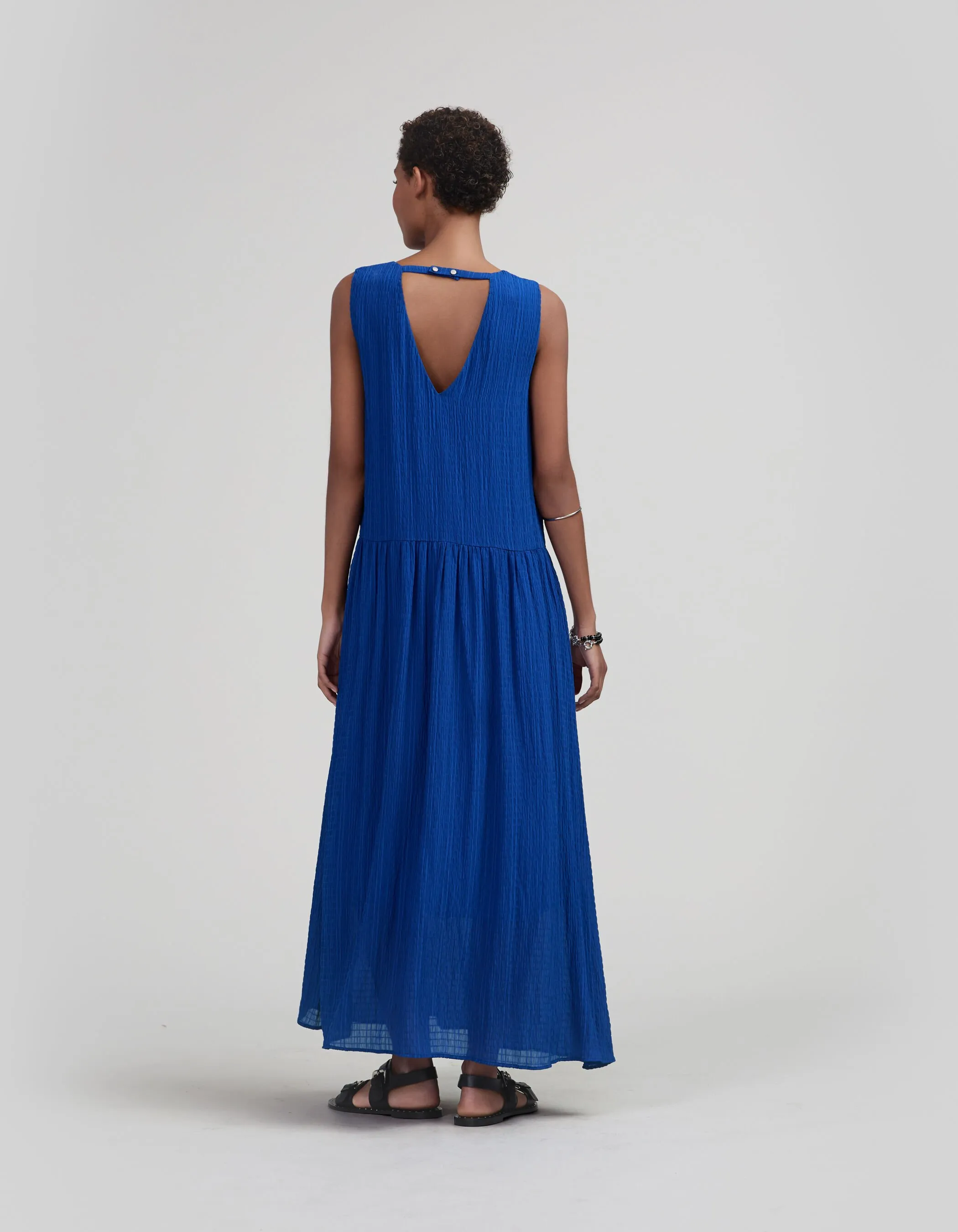 Robe longue cobalt recyclé tissu gaufré Femme