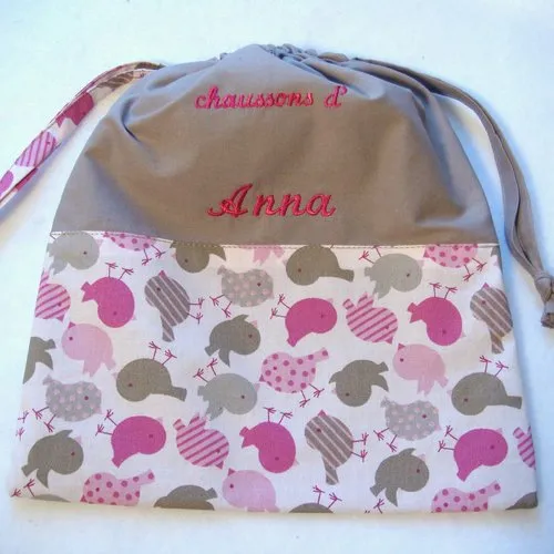 Sac ecole maternelle crèche fille coton taupe et oiseaux fuchsia rentrée scolaire sac à chaussons doudou prénom brodé