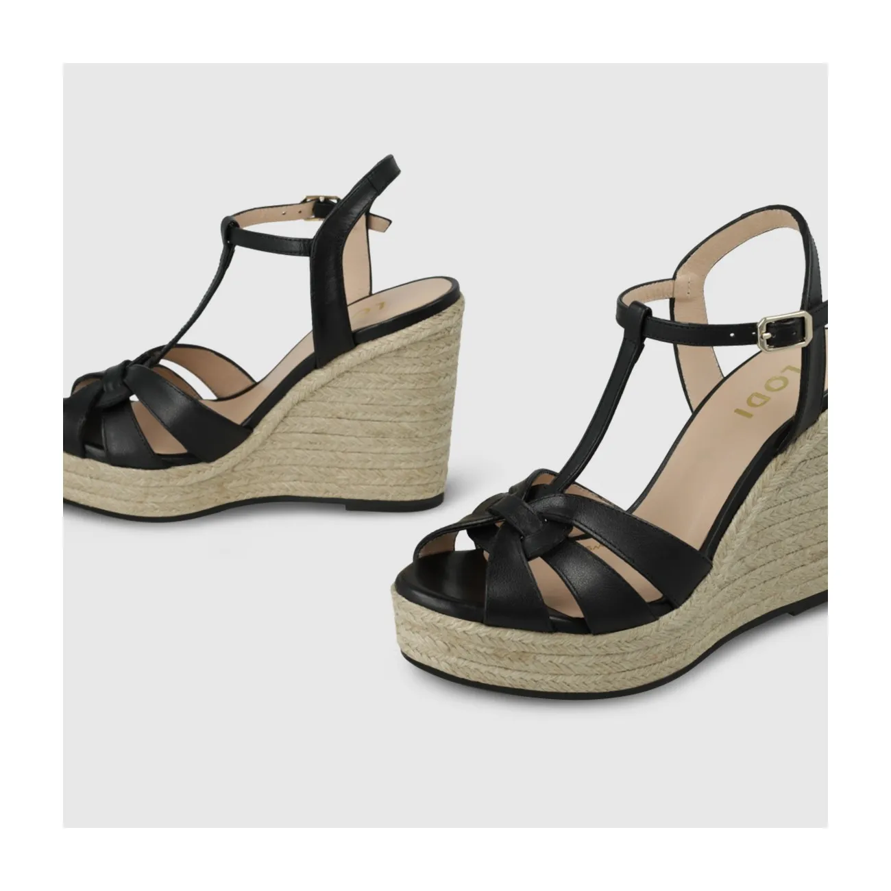 Sandale plateforme pour femme en cuir noir. I LODI Chaussures pour femme online.