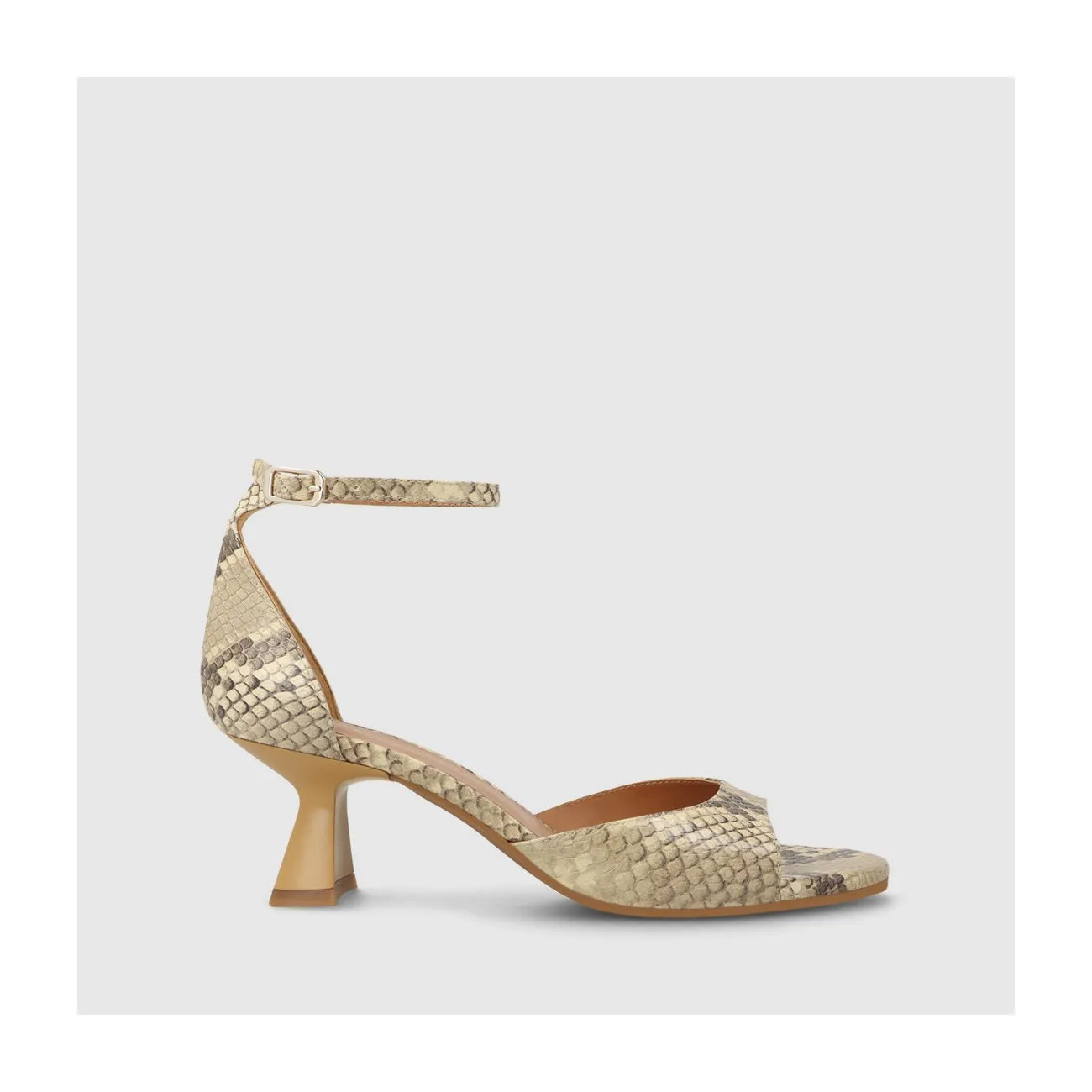 Sandale pour femme en cuir animal print dans des tons terre. I LODI Chaussures pour femme online.