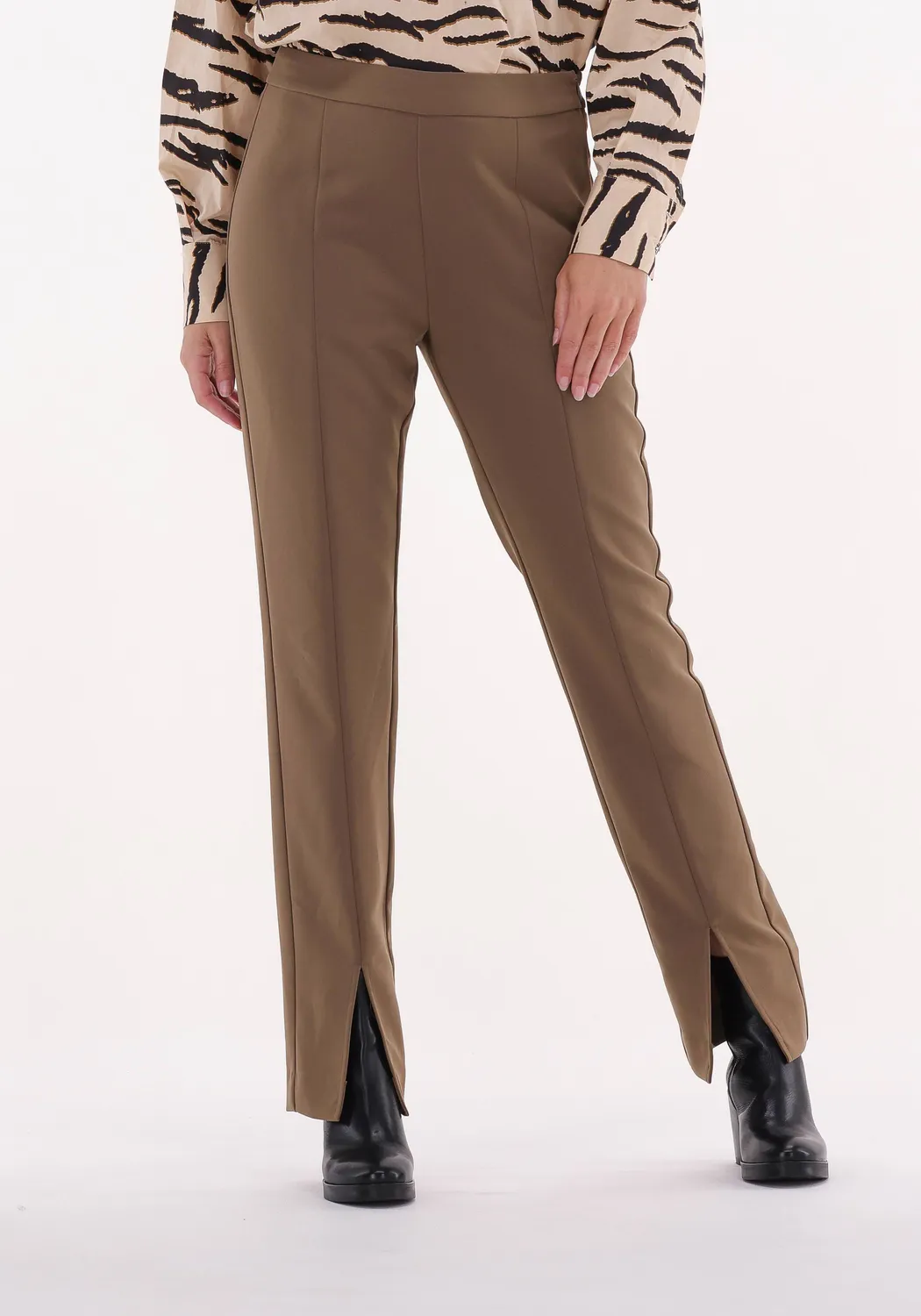 second female pantalon fique trousers en marron