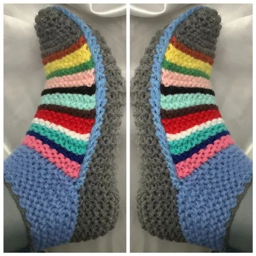 Sur commande chaussons- gros chaussettes ma fantasia multicolores en tricot fait main pour femme,,homme