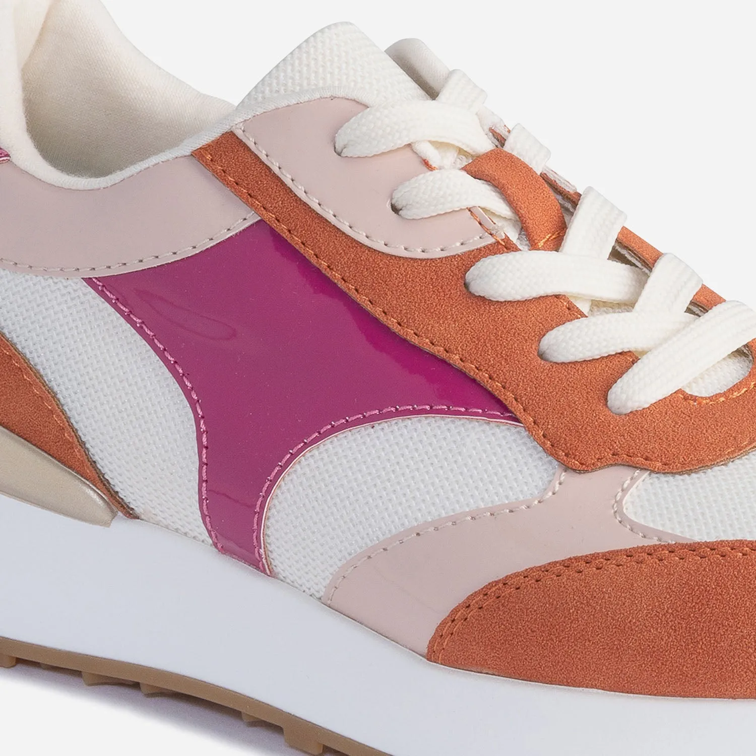 Tennis TEXTO beige et terracotta à détails vernis roses - Baskets / Tennis Femme | ERAM